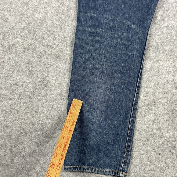 Gap Jeans Mens 31x30 Blue Medium Wash‎ Straight Fit 5 Pocket Whiskered Denim - Picture 9 of 12